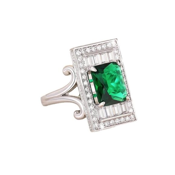 925 Sterling Silver Vintage Style in Green Emerald Cut Ring. NWOT Size 7 - Picture 2 of 7